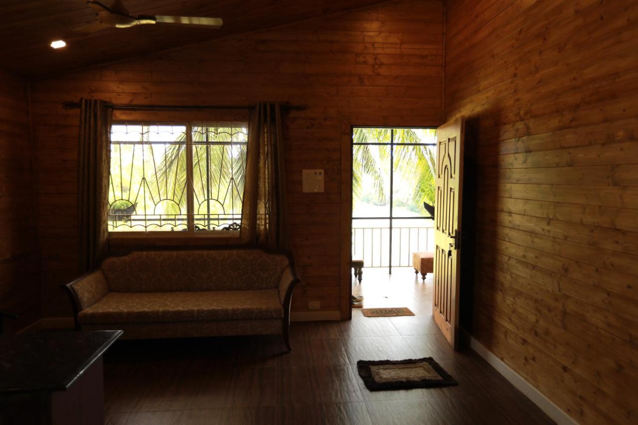 Matildas Retreat Apartment Talaulim Bagian luar foto