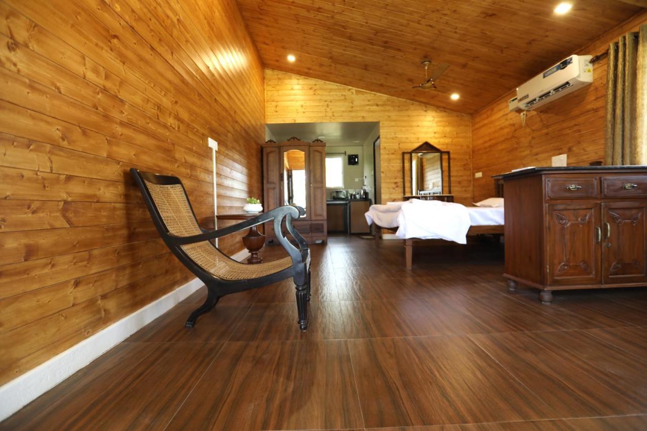 Matildas Retreat Apartment Talaulim Bagian luar foto