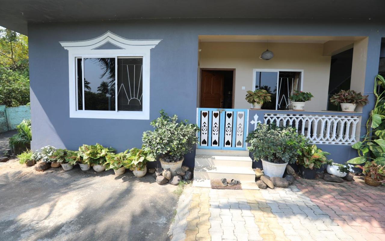 Matildas Retreat Apartment Talaulim Bagian luar foto